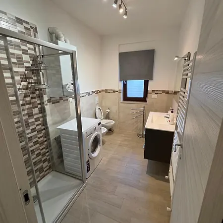 Disangrohouse Guest house *