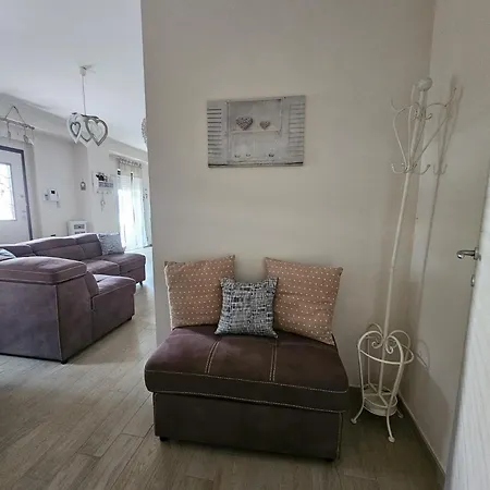 Guest house Disangrohouse Castel Di Sangro