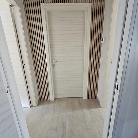 Disangrohouse קסטל די סנגרו