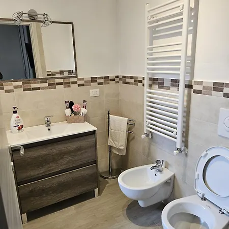 Guest house Disangrohouse